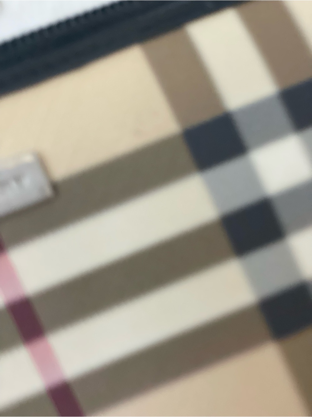 Vintage Burberry Nova Check Zip Wallet - Picture 2 of 5